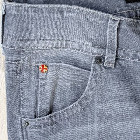 Hudson 29 32”Gray Beth Mid-Rise Baby Bootcut Jeans - Picture 7 of 9